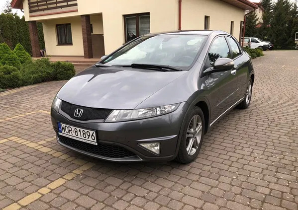 Honda Civic cena 27900 przebieg: 177000, rok produkcji 2011 z Toruń małe 277